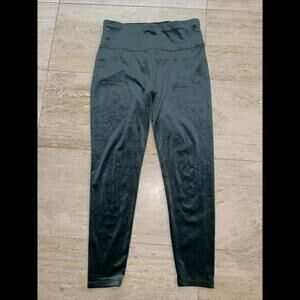 Aerie Green velvet high waisted‎ pants